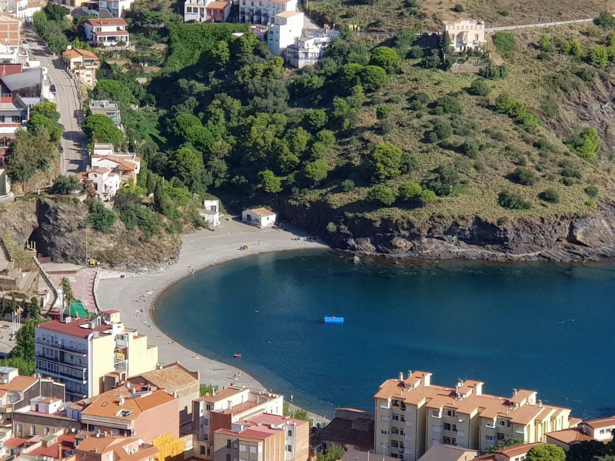 Apartamentos Nouvilas Portbou Luaran gambar